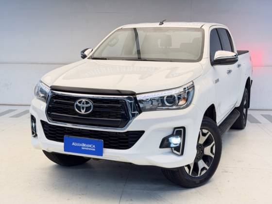 TOYOTA HILUX 2.8 SRX 4X4 CD 16V DIESEL 4P AUTOMÁTICO TOYOTA HILUX 2.8 SRX 4X4 CD 16V DIESEL 4P AUTOMÁTICO